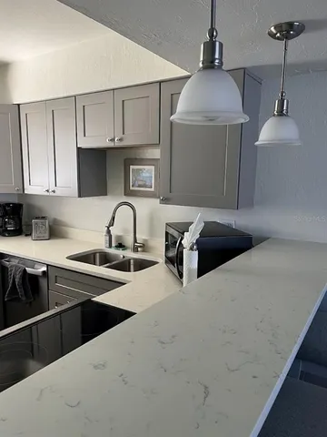 a close up view of a washer and dryer