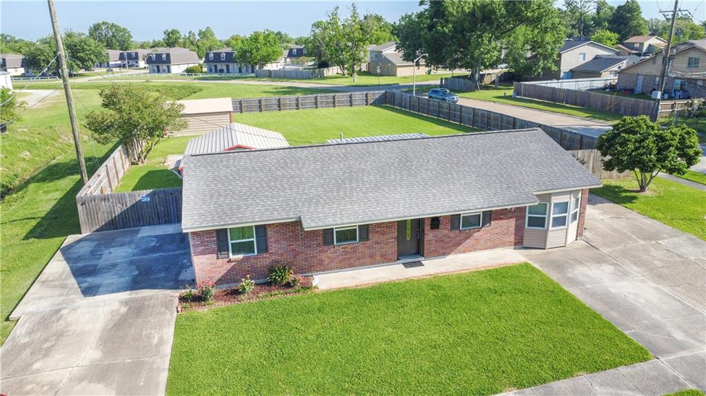 197 Concord Drive Laplace, LA 70068 - Photo 3 of 22