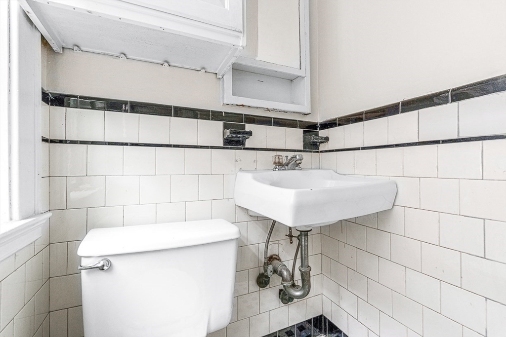 94 Prince Street, Unit 3 Boston, MA 02113 - Photo 13 of 16