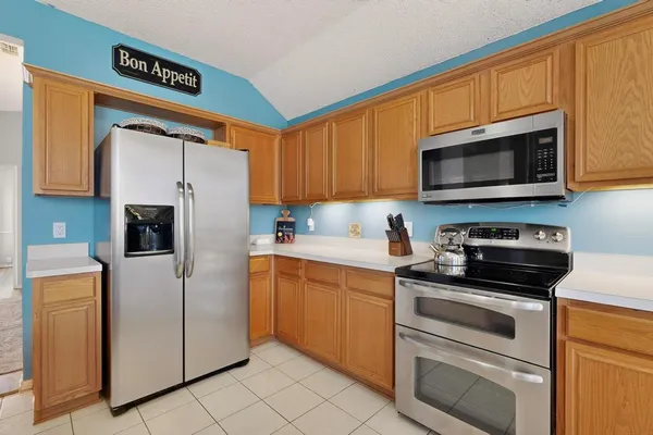 $399,900 | 734 River Oak Way, Lake Dallas, TX 75065