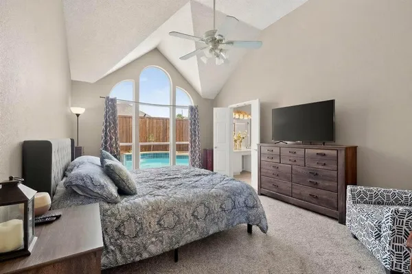 $399,900 | 734 River Oak Way, Lake Dallas, TX 75065