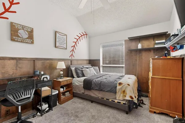 $399,900 | 734 River Oak Way, Lake Dallas, TX 75065