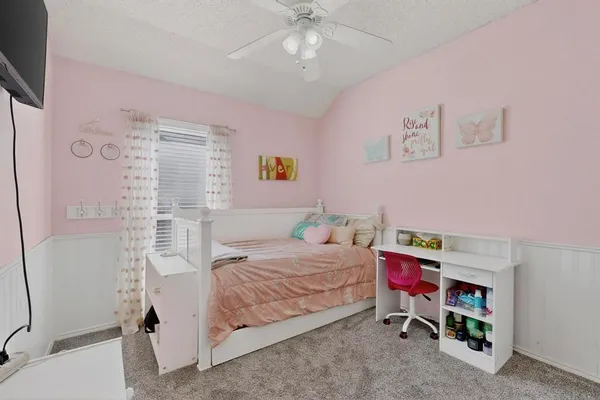 $399,900 | 734 River Oak Way, Lake Dallas, TX 75065