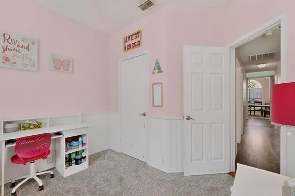 $399,900 | 734 River Oak Way, Lake Dallas, TX 75065