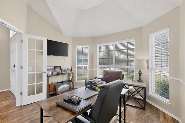 $399,900 | 734 River Oak Way, Lake Dallas, TX 75065