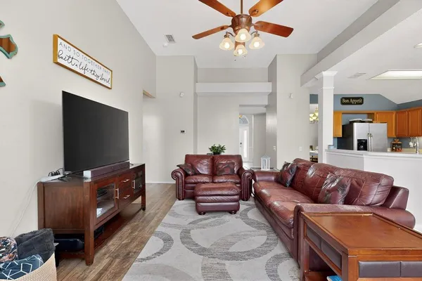 $399,900 | 734 River Oak Way, Lake Dallas, TX 75065