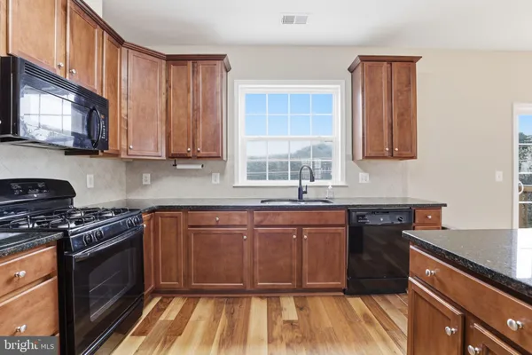 $530,000 | 42257 San Juan Terrace, Aldie, VA 20105