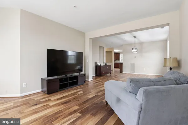 $530,000 | 42257 San Juan Terrace, Aldie, VA 20105