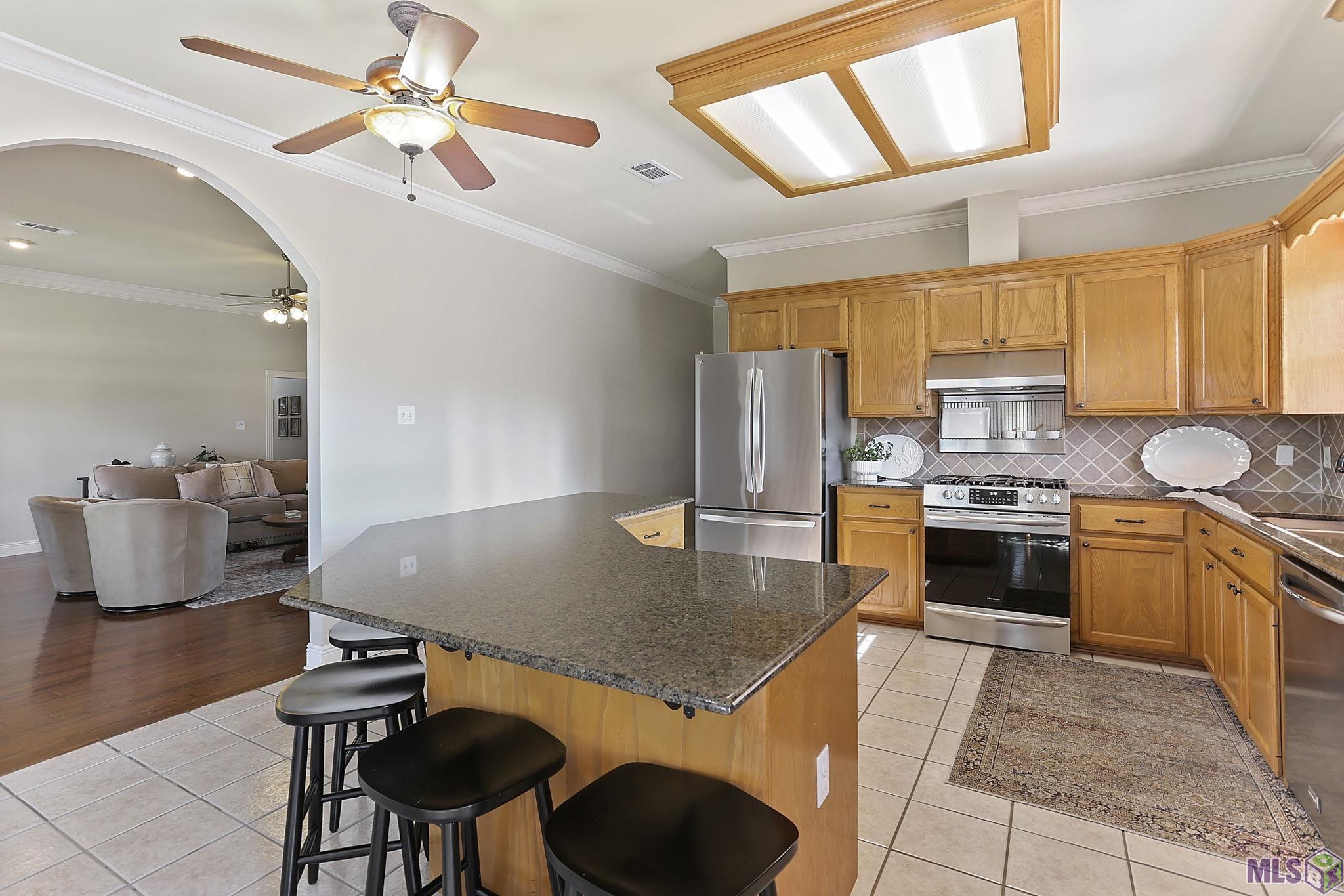 40231 Parker Road Prairieville, LA 70769 - Photo 8 of 23 Gallery Image 8