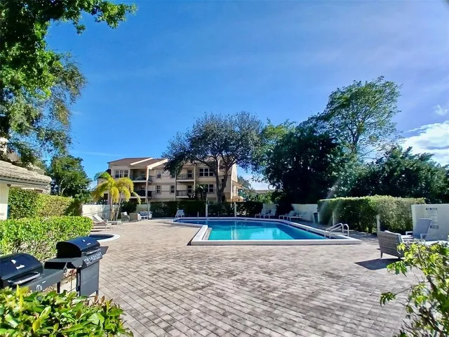 $2,300 | 5951 Wellesley Park Drive, Unit 201, Boca Raton, FL 33433