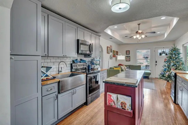 $239,900 | 1828 Portland Avenue, Fort Worth, TX 76102