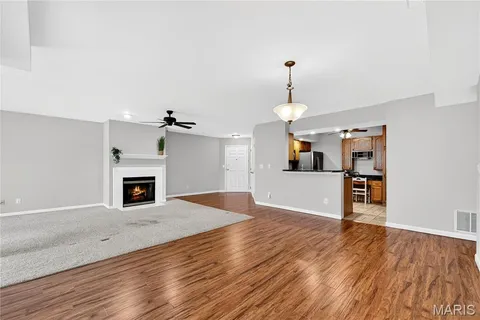 $225,000 | 4525 Eli Drive, Unit F, St. Louis, MO 63128