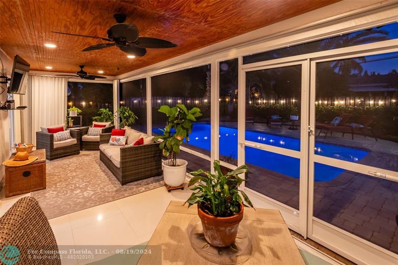 Undisclosed Address Pompano Beach, FL 33062 - Photo 57 of 63 a living room filled with furniture