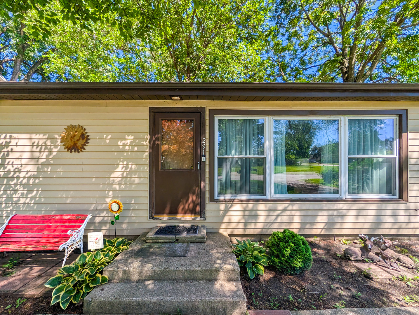 291 3rd Street Wheeling, IL 60090 - Photo 5 of 32