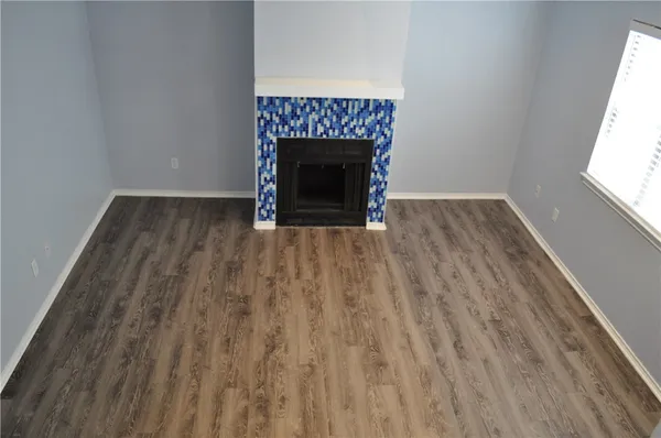 $2,100 | 706 West 22nd Street, Unit 305, Austin, TX 78705