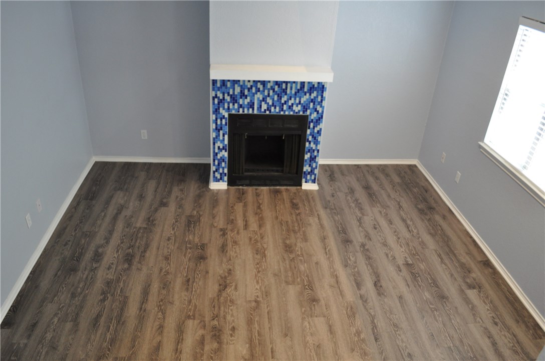 706 West 22nd Street, Unit 305 Austin, TX 78705 - Photo 3 of 20 Den 2