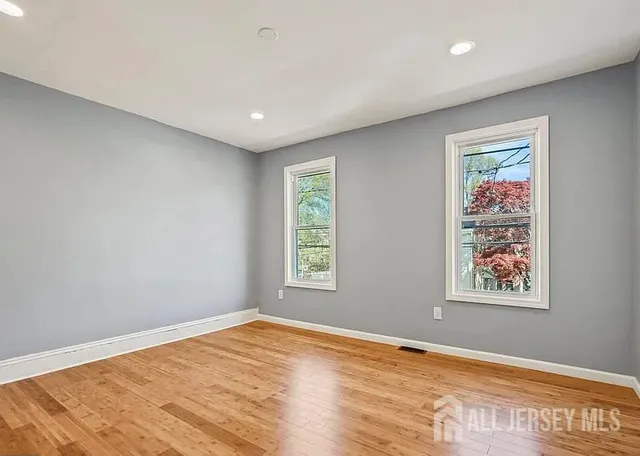 $270,000 | 215 Rusling Street, Trenton, NJ 08611