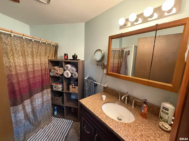 $249,000 | 313 West Spruce Street, Chatham, IL 62629