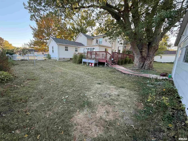 $249,000 | 313 West Spruce Street, Chatham, IL 62629