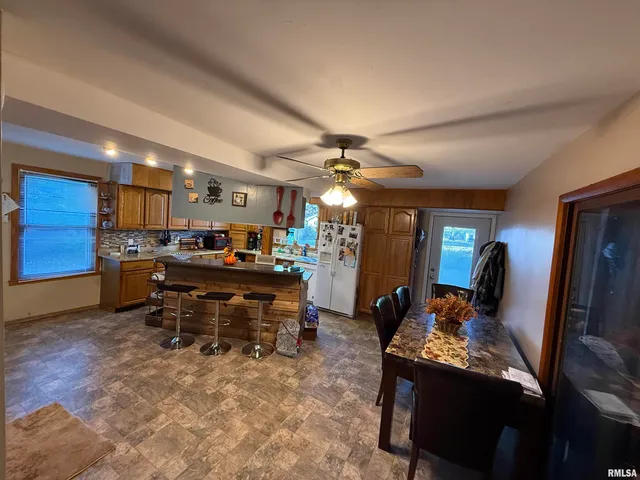 $249,000 | 313 West Spruce Street, Chatham, IL 62629