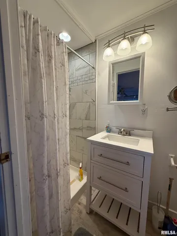 $249,000 | 313 West Spruce Street, Chatham, IL 62629