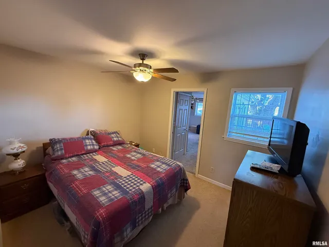 $249,000 | 313 West Spruce Street, Chatham, IL 62629