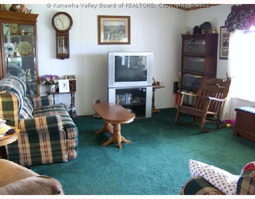 700 Baier Ridge Road Cottageville, WV 25239 - Photo 5 of 5 Living Room.