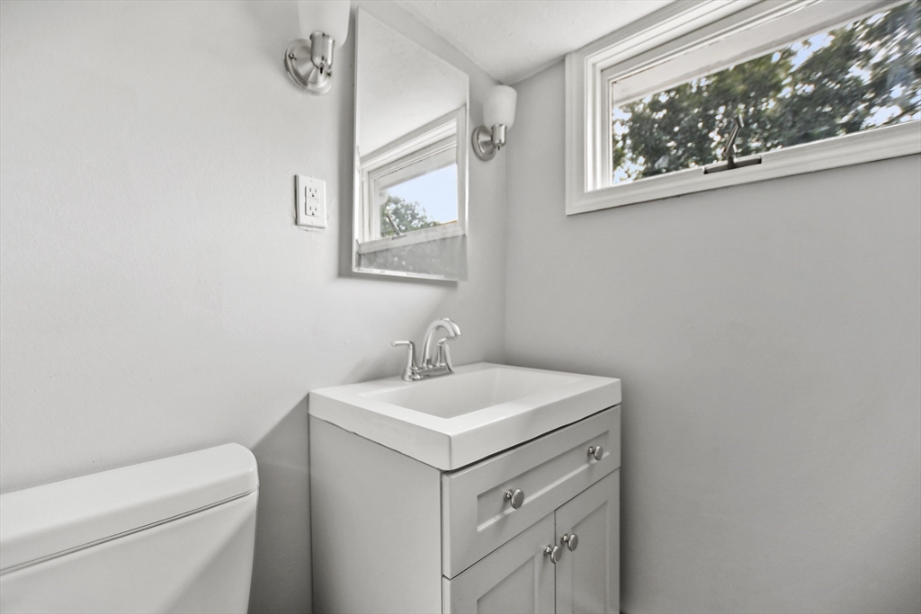 62 Paragon Road Boston, MA 02132 - Photo 28 of 35 Gallery Image 28