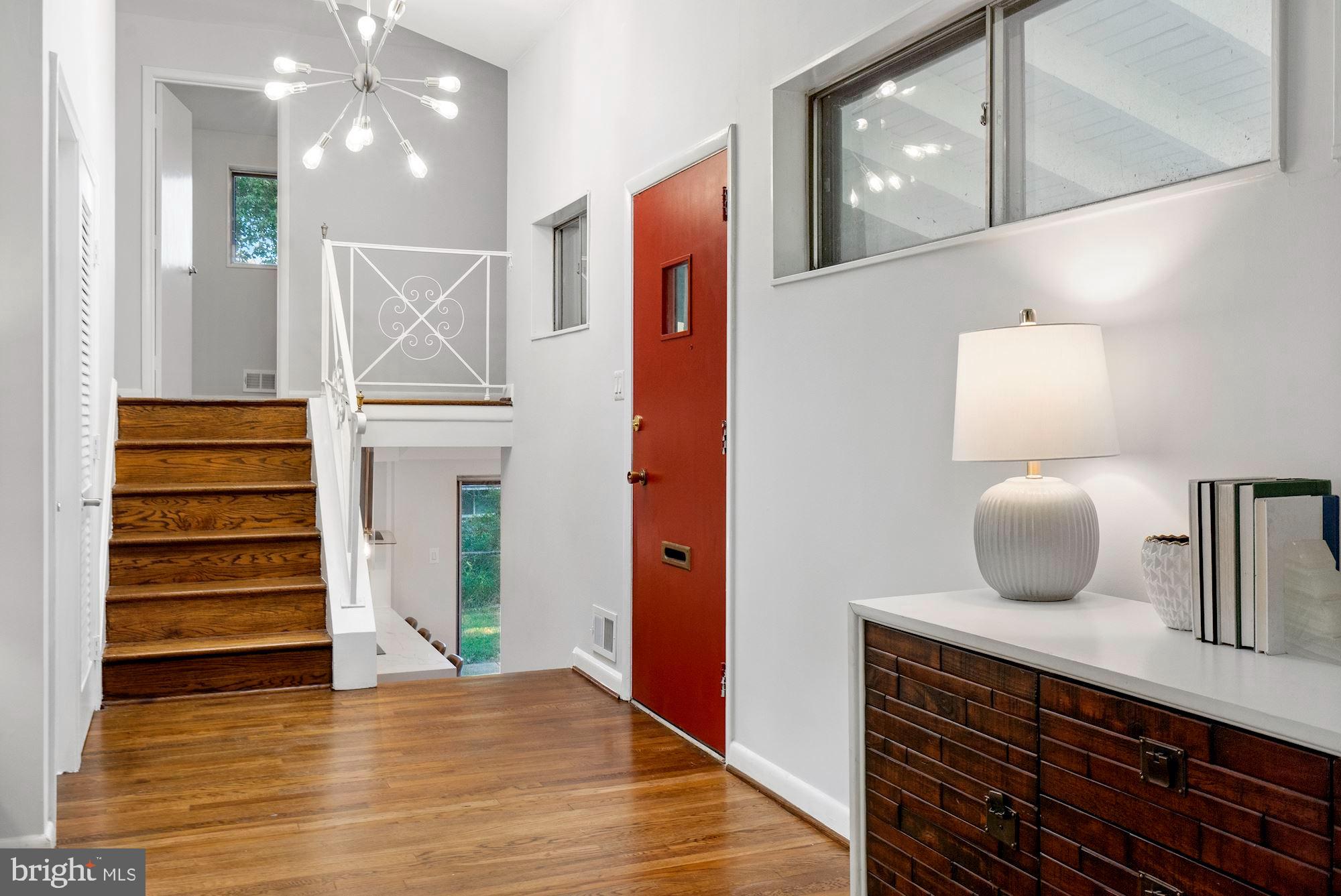 11225 Bybee Court Silver Spring, MD 20902 - Photo 4 of 31 Stunning Mid-Century Modern Split Level