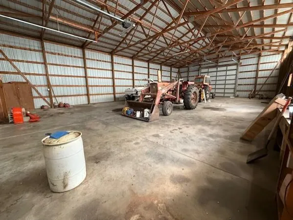 $389,000 | 91224 510th Avenue, Windom, MN 56101