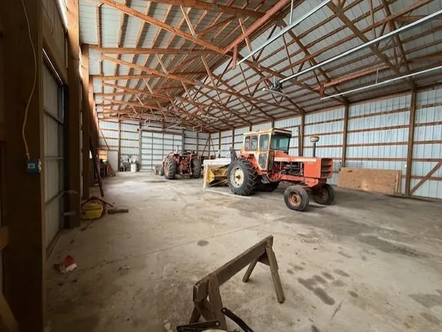 $395,000 | 91224 510th Avenue, Windom, MN 56101