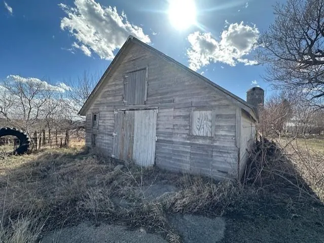 $395,000 | 91224 510th Avenue, Windom, MN 56101