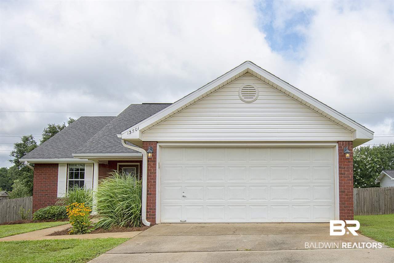 13501 Sartoris Court Foley, AL 36535 - Photo 4 of 24