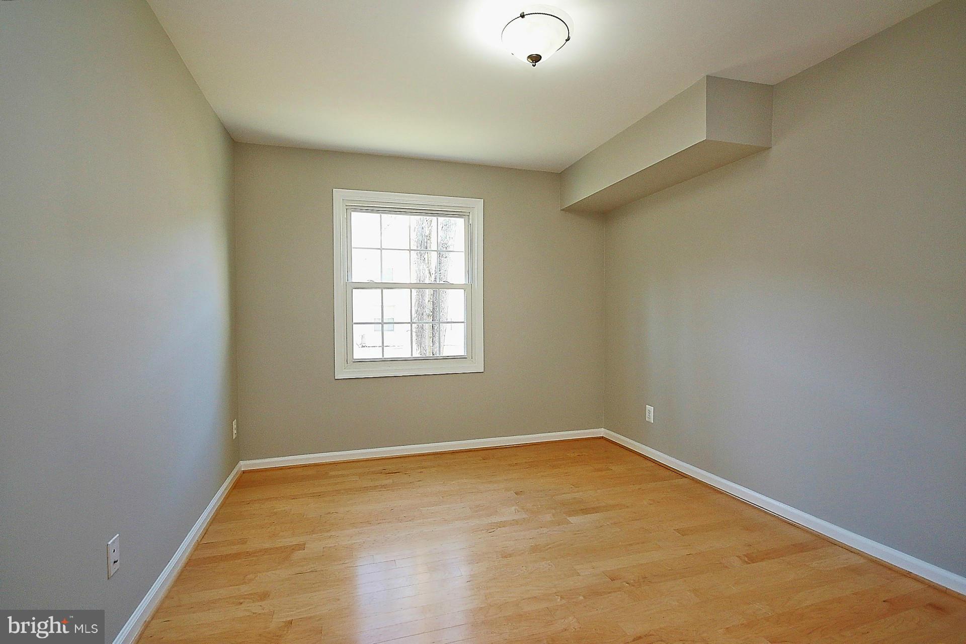 5902 Queenston Street, Unit K Springfield, VA 22152 - Photo 17 of 24 Bedroom