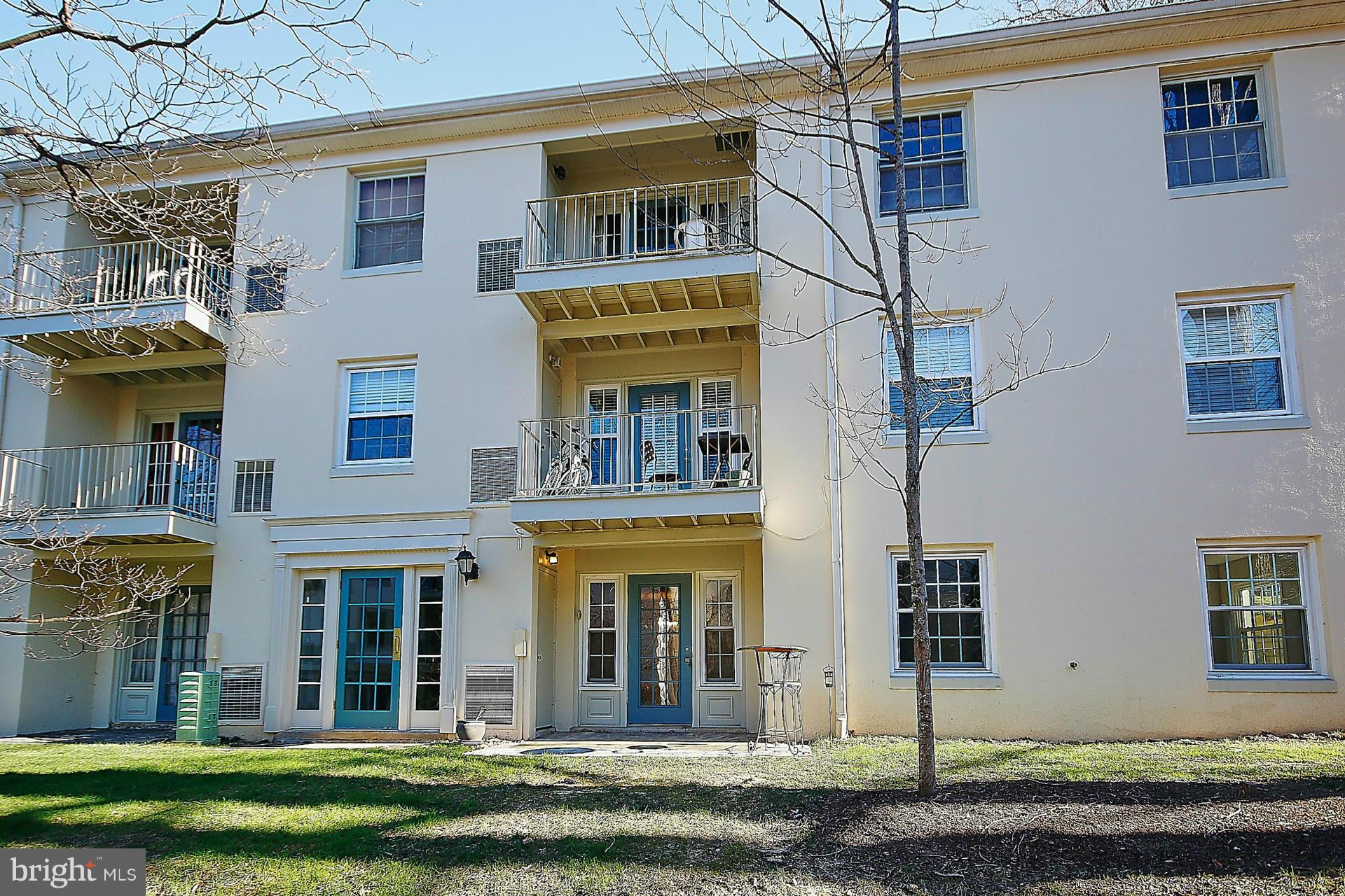 5902 Queenston Street, Unit K Springfield, VA 22152 - Photo 21 of 24 Exterior (Rear)
