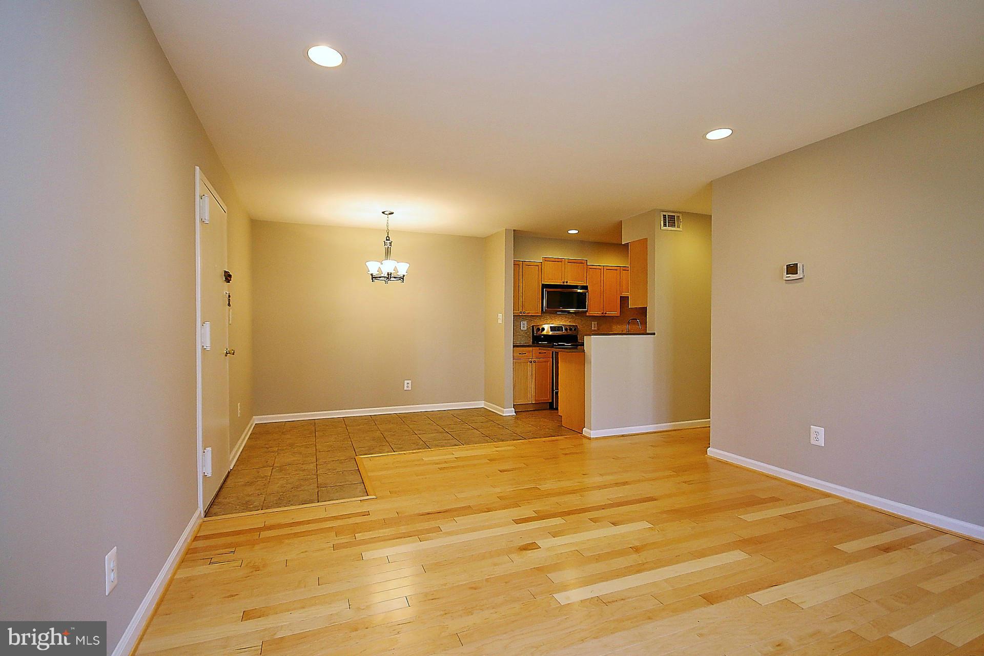 5902 Queenston Street, Unit K Springfield, VA 22152 - Photo 5 of 24 Dining Room