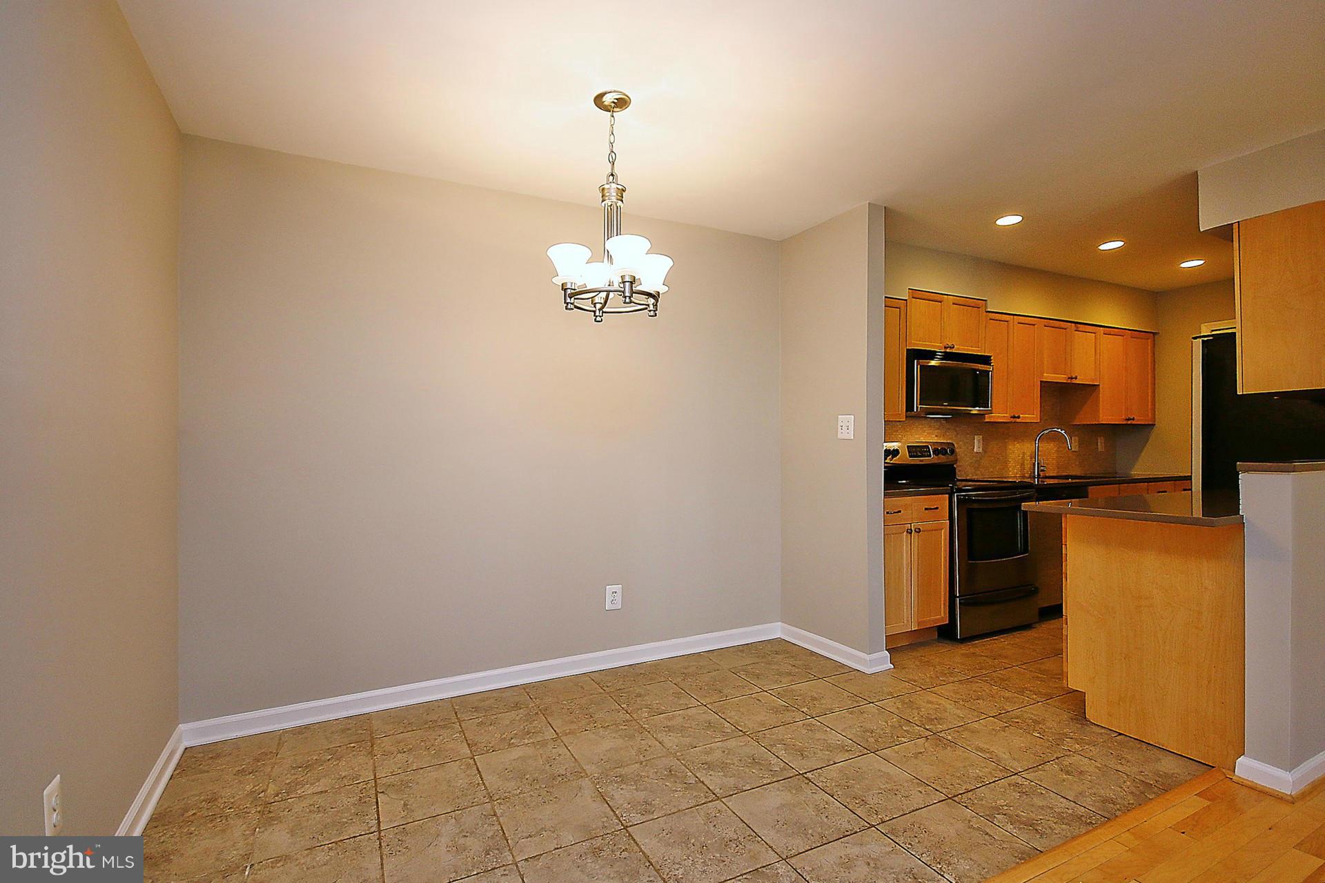 5902 Queenston Street, Unit K Springfield, VA 22152 - Photo 7 of 24 Dining Room
