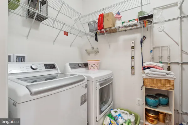 $2,500 | 42116 Piebald Square, Aldie, VA 20105