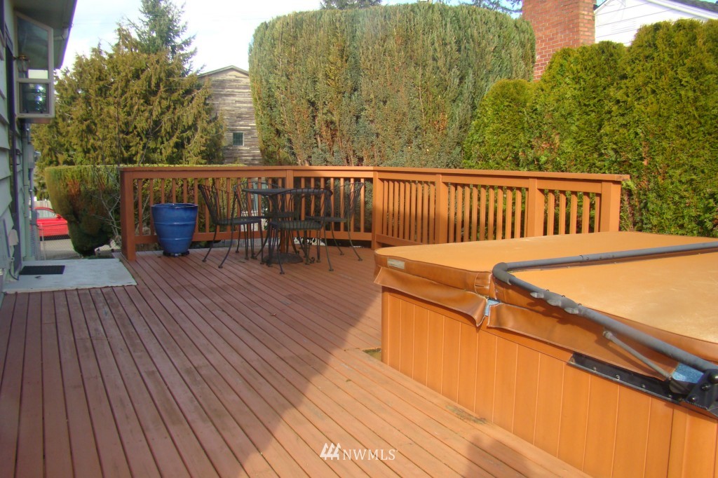 4143 Southwest Austin Street Seattle, WA 98136 - Photo 14 of 18 Gallery Image 14