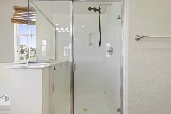 $379,900 | 9397 Vintner Circle, Patterson, CA 95363