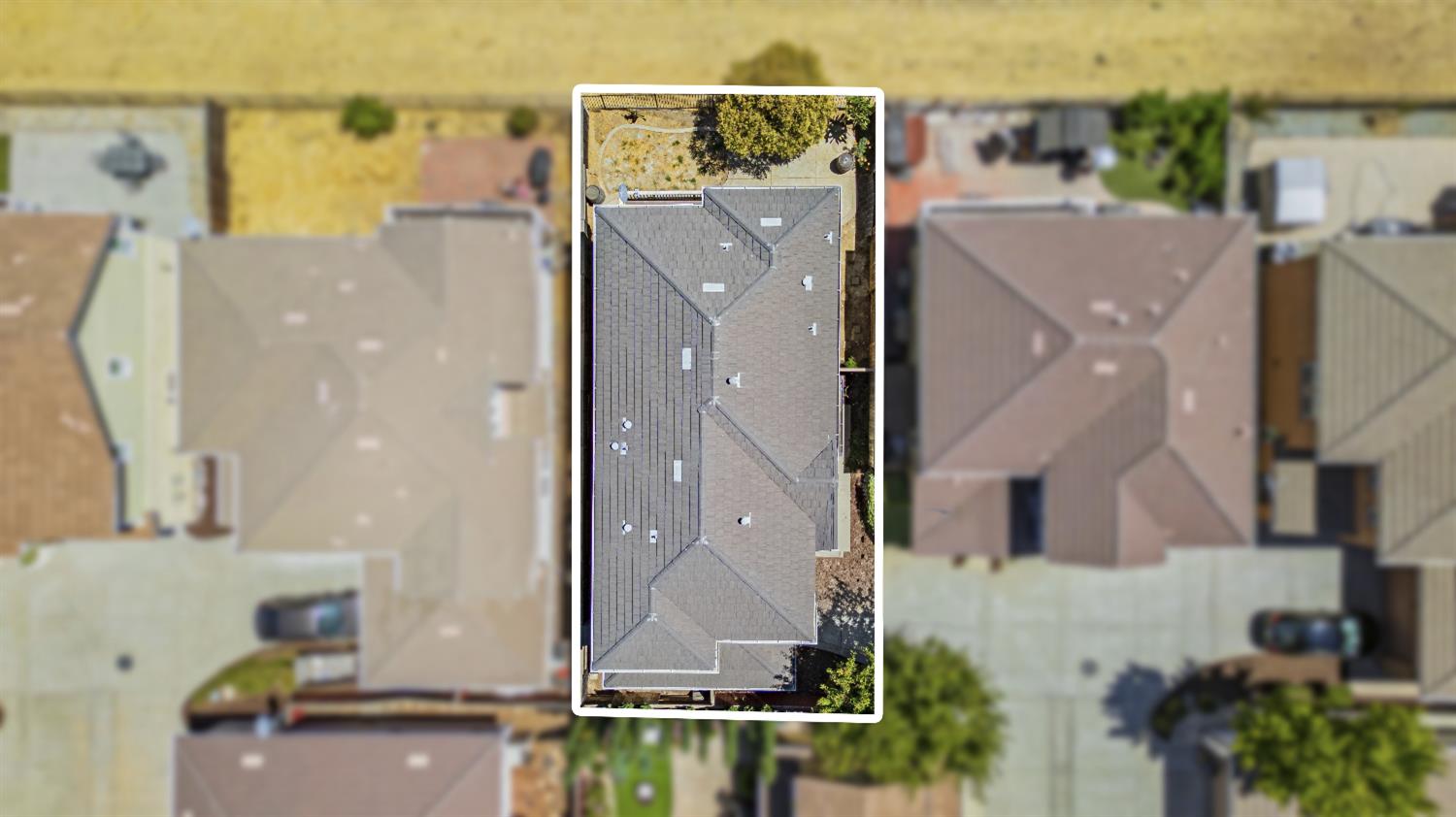 9397 Vintner Circle Patterson, CA 95363 - Photo 34 of 38 an aerial view of residential houses with outdoor space and parking