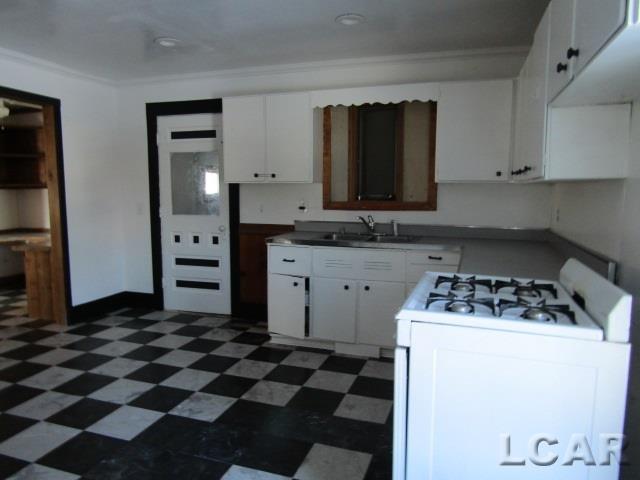 6371 Winter Road Manitou Beach, MI 49253 - Photo 8 of 22 Gallery Image 8