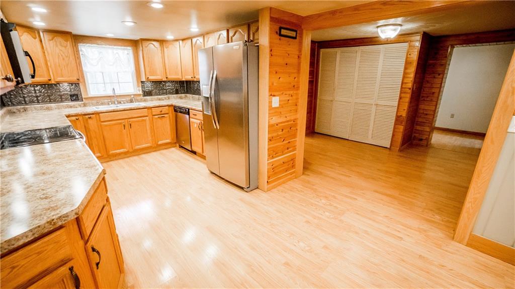 146 Eckstein Road Renfrew, PA 16053 - Photo 8 of 25