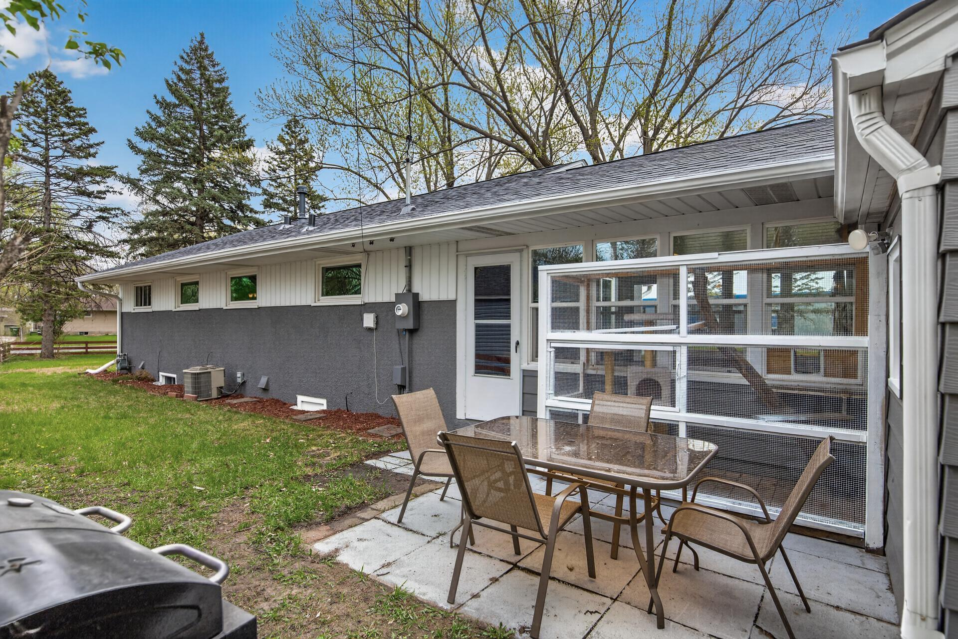 2100 69th Avenue North Brooklyn Center, MN 55430 - Photo 32 of 35