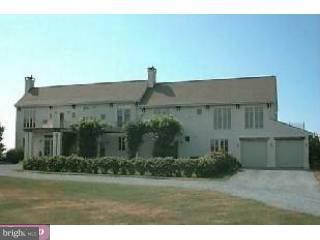 1063 Eagle Road Newtown, PA 18940 - Photo 1 of 6 Gallery Image 1