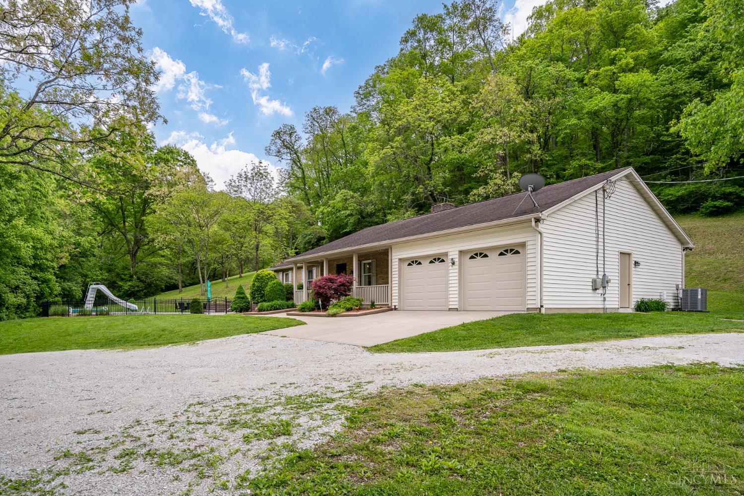 8305 Brooks Road Harrison, OH 45030 - Photo 4 of 80