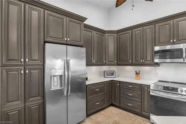 $414,900 | 194 Newport Drive, Unit 908, Naples, FL 34114