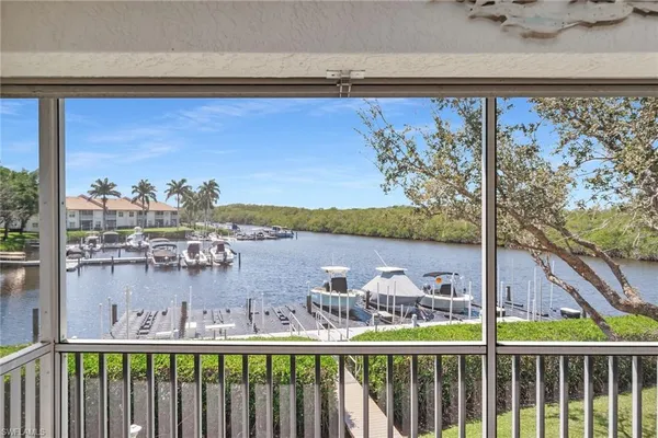 $414,900 | 194 Newport Drive, Unit 908, Naples, FL 34114