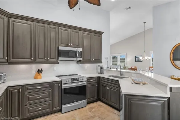 $414,900 | 194 Newport Drive, Unit 908, Naples, FL 34114