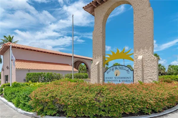 $414,900 | 194 Newport Drive, Unit 908, Naples, FL 34114